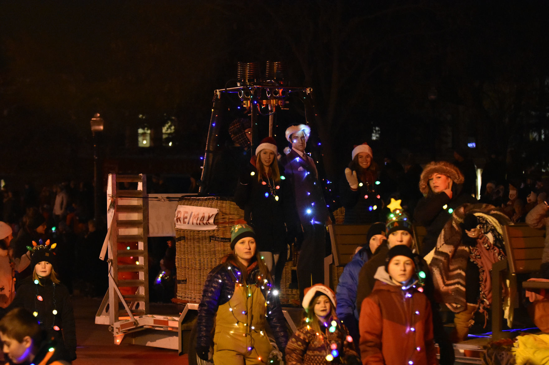 111718-bara-news-collection-light-paradeDSC_0185